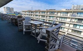 Ocean Block Condo 100 Steps From The Beach